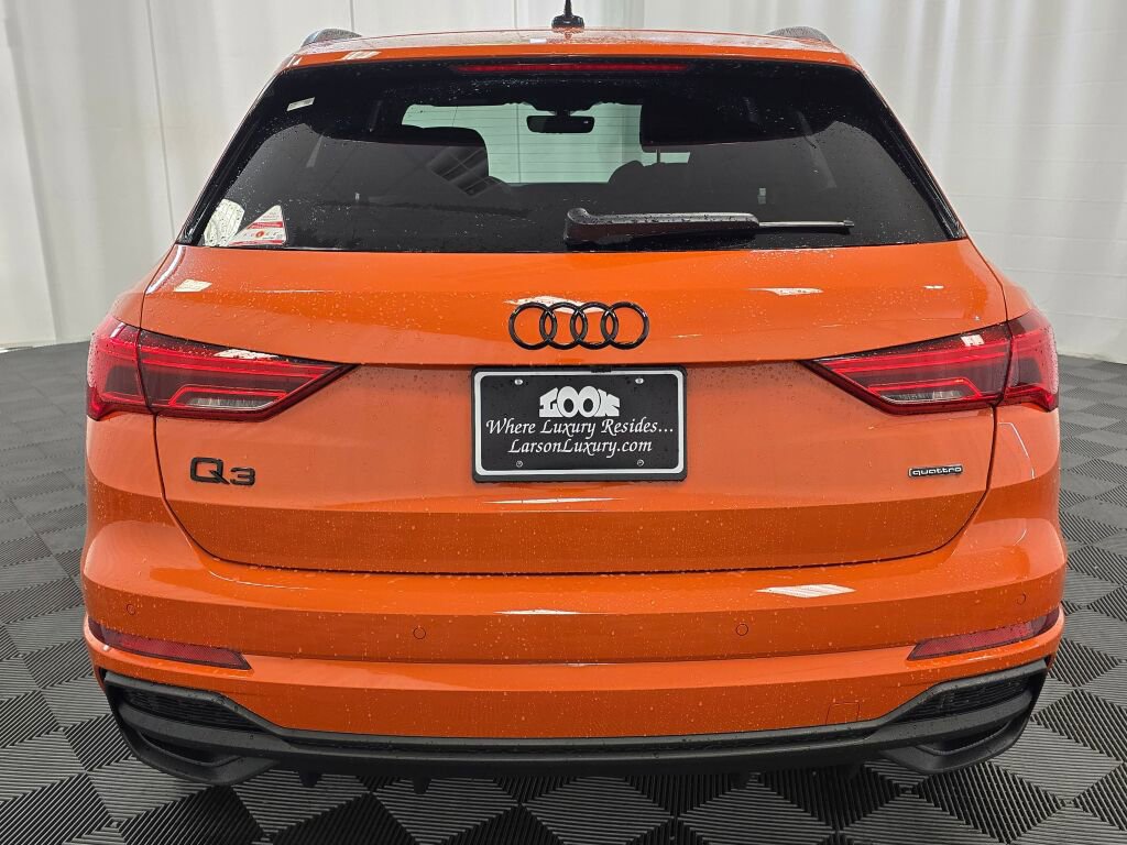 New 2025 Audi Q3 2.0T Premium image 5