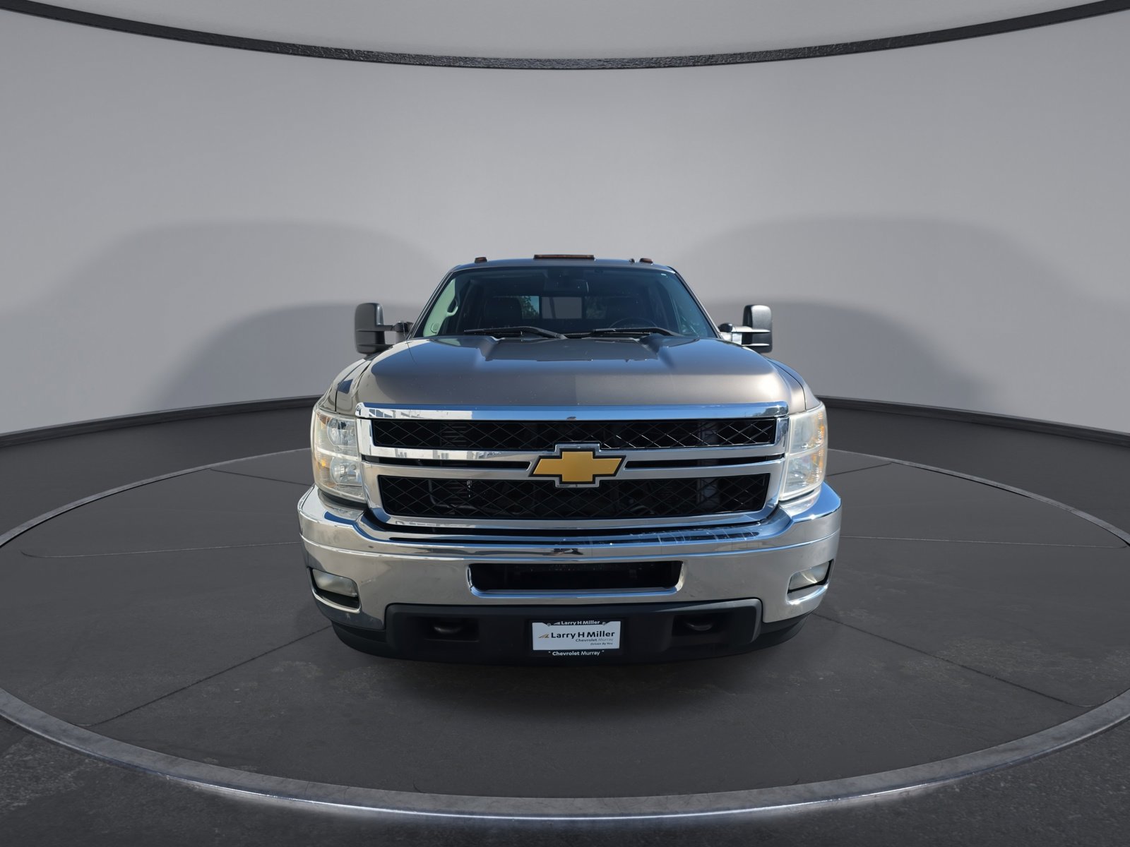 Used 2013 Chevrolet Silverado 3500 LTZ w/ LTZ Plus Package AWD/4WD image 3