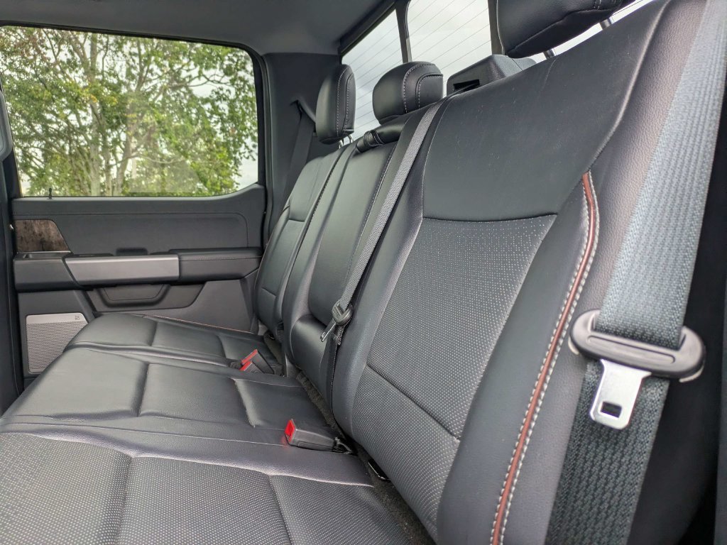Used 2021 Ford F150 Lariat w/ Equipment Group 502A High AWD/4WD image 14