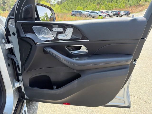 Used 2021 Mercedes-Benz GLS 450 4MATIC image 14