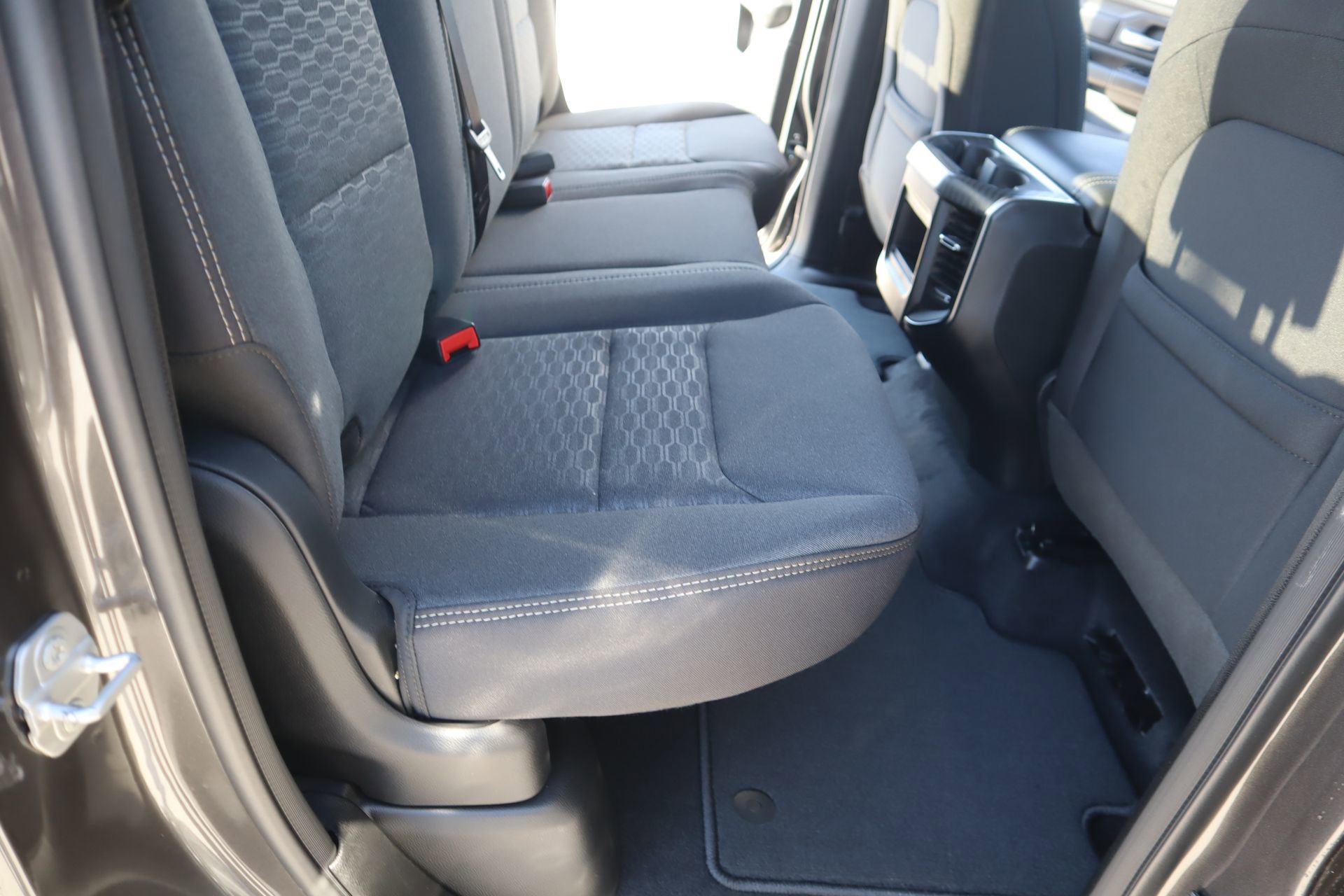 New 2026 RAM 1500 Express AWD/4WD image 13