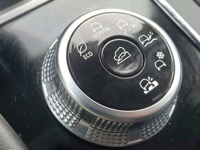 Used 2024 Mitsubishi Outlander SE image 22