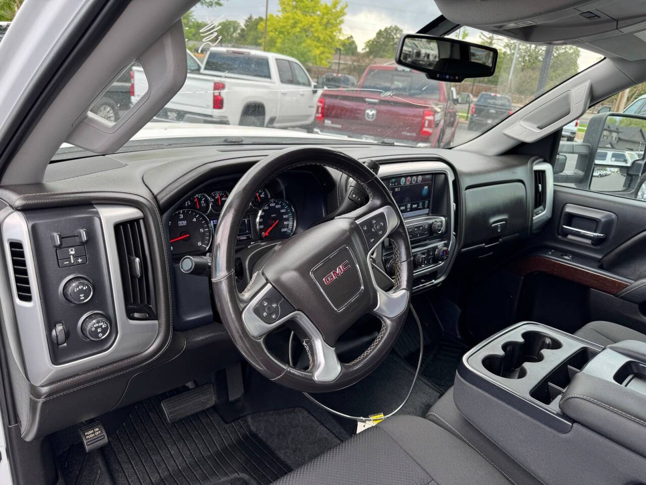 Used 2019 GMC Sierra 2500 SLE AWD/4WD image 13