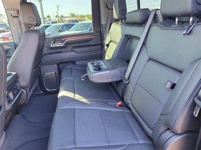 Used 2025 GMC Sierra 2500 Denali w/ Technology Package image 12