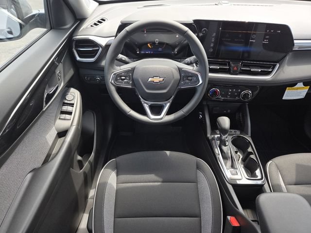 New 2026 Chevrolet TrailBlazer LT w/ LT Cold Weather Package AWD/4WD image 28