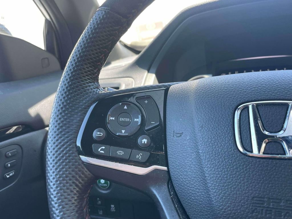 Used 2025 Honda Passport Black Edition image 22
