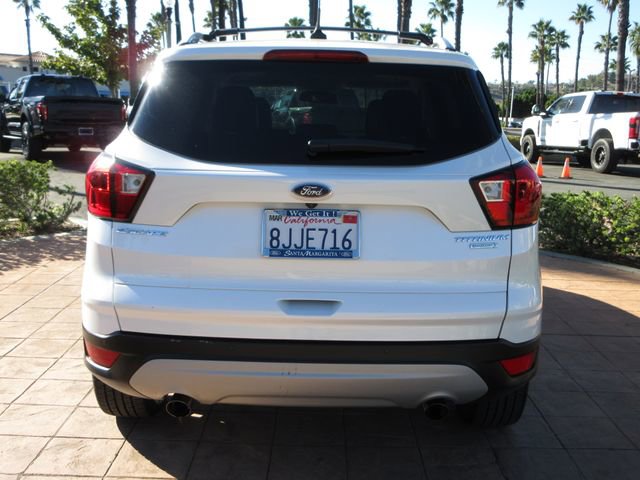 Certified 2019 Ford Escape Titanium image 3
