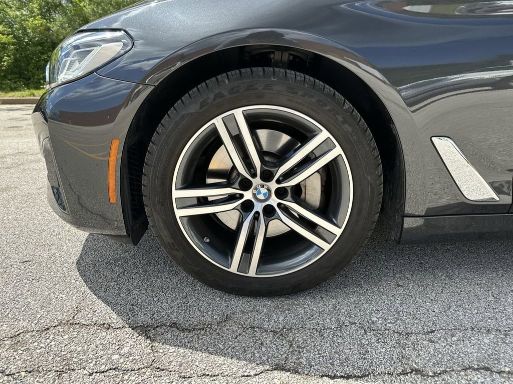 Used 2022 BMW 530i xDrive w/ Convenience Package image 13