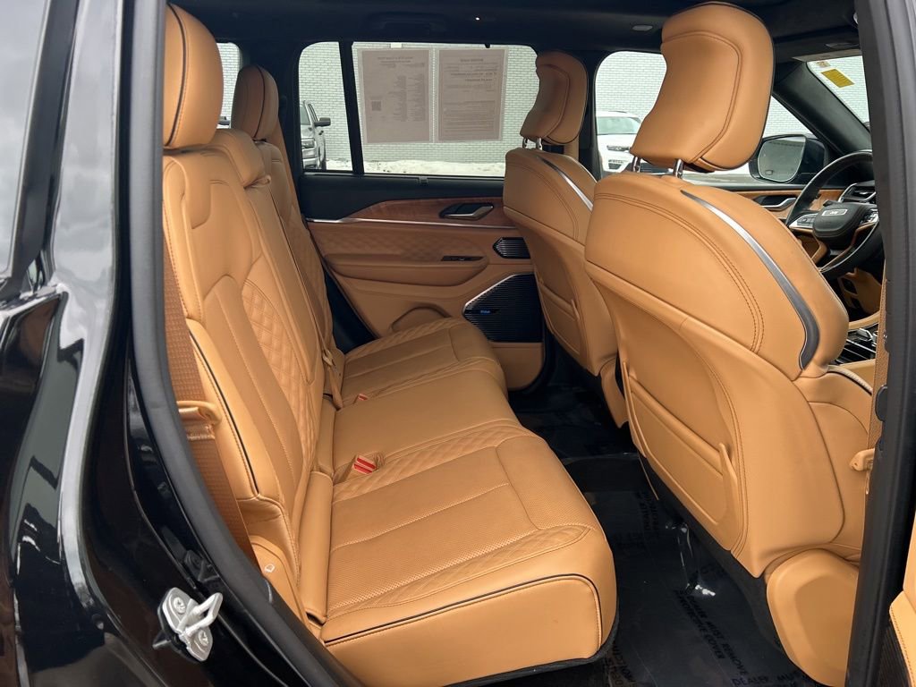 Used 2022 Jeep Grand Cherokee Summit image 21