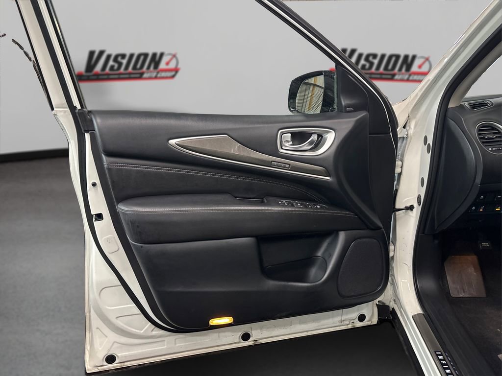 Used 2019 INFINITI QX60 Luxe w/ Essential Package image 25