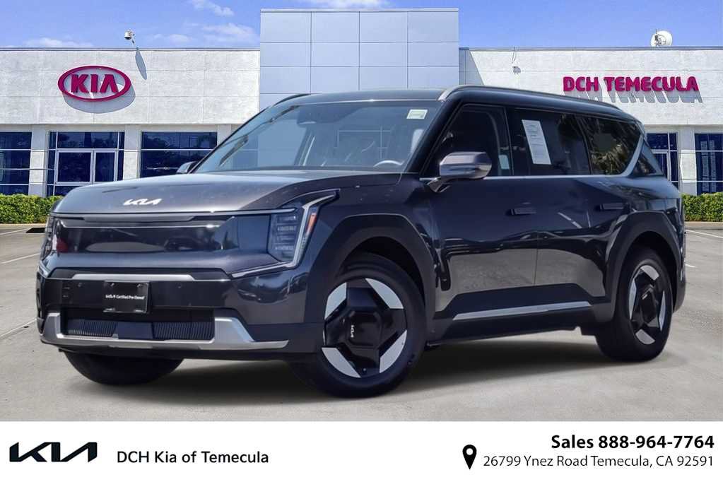 Certified 2024 Kia EV9 Wind AWD/4WD image 1