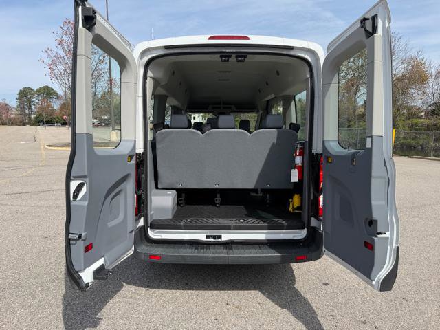 Used 2017 Ford Transit 150 XL image 17