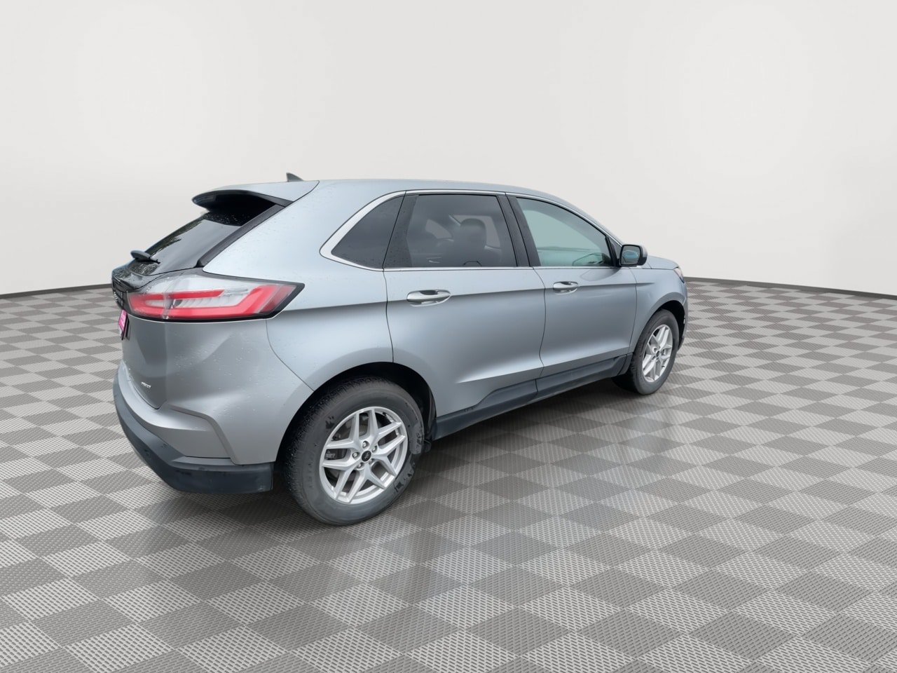 Used 2024 Ford Edge SEL AWD/4WD image 8