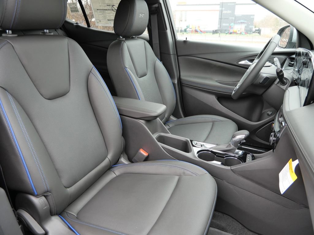 New 2026 Buick Encore GX Sport Touring w/ Advanced Technology Package AWD/4WD image 23