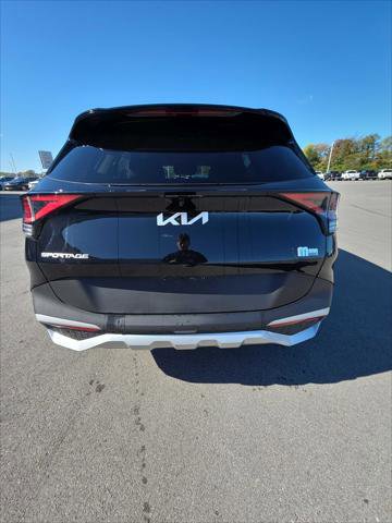 Used 2025 Kia Sportage EX image 6