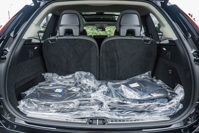 New 2026 Volvo XC90 B6 Ultra w/ Protection Package image 10