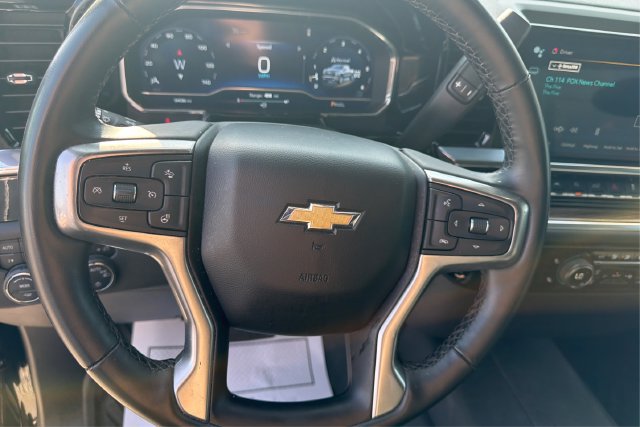 Used 2023 Chevrolet Silverado 1500 LT AWD/4WD image 15