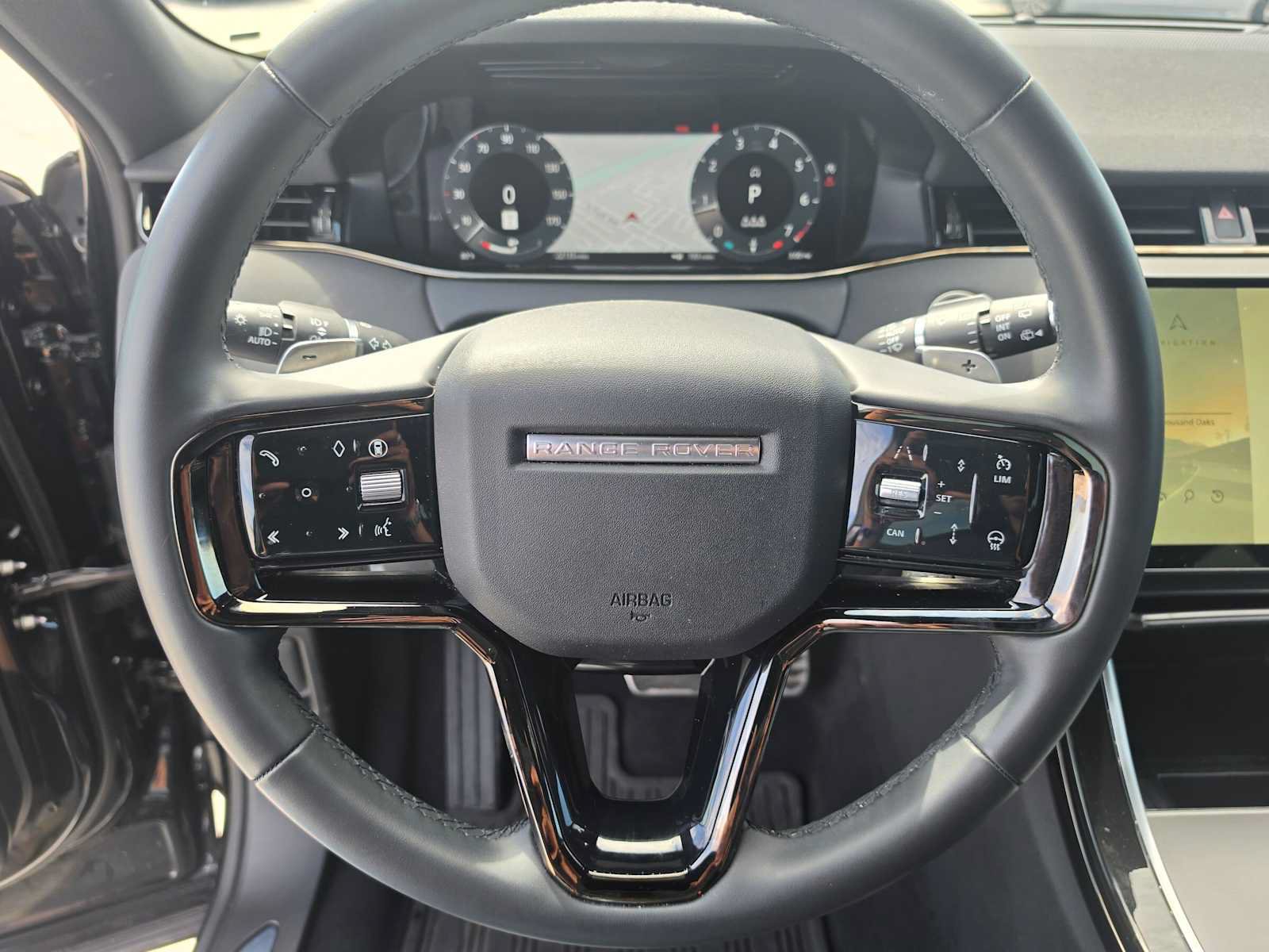 Used 2024 Land Rover Range Rover Evoque Dynamic SE AWD/4WD image 22