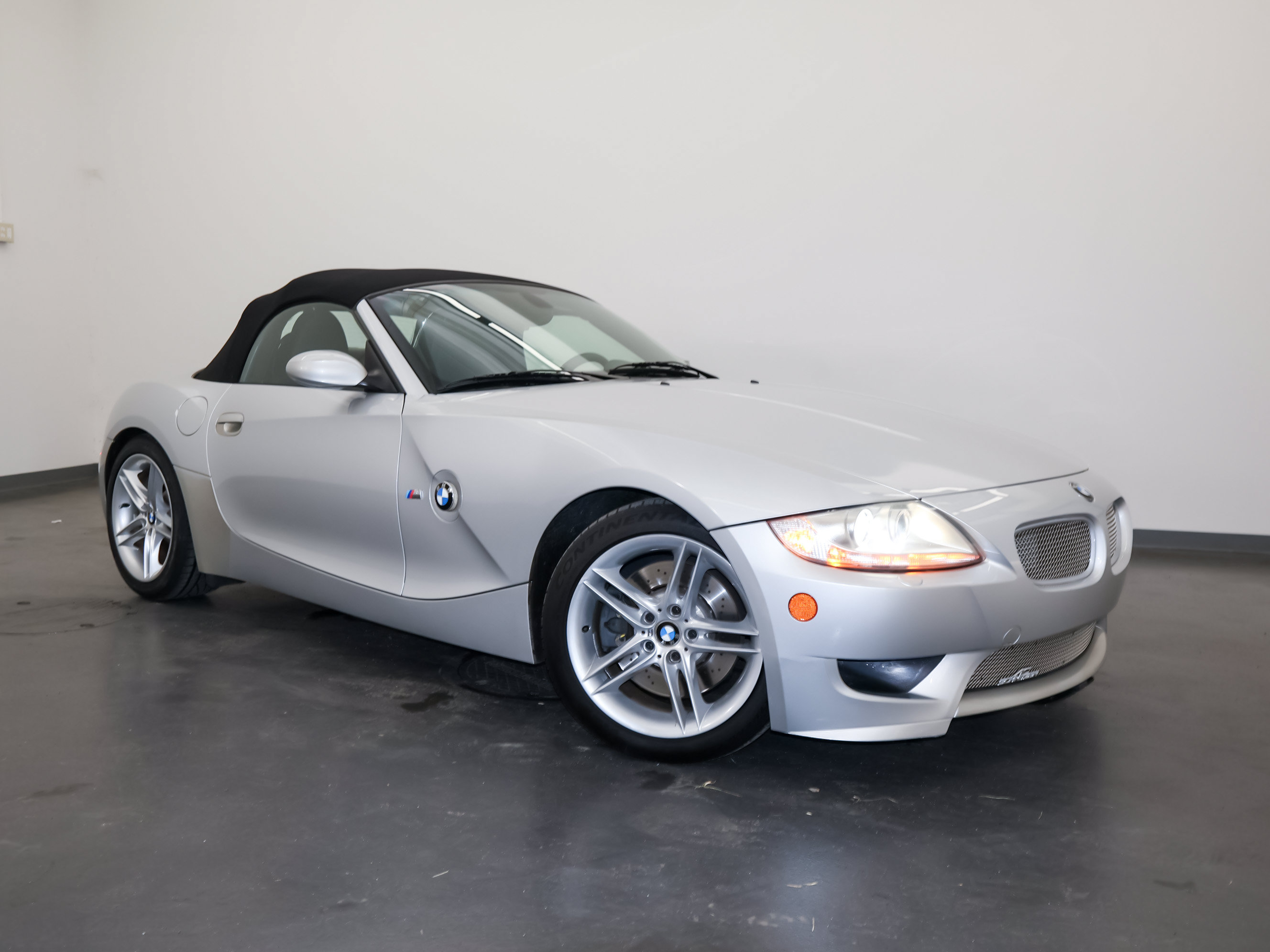Used 2006 BMW M Roadster RWD image 2