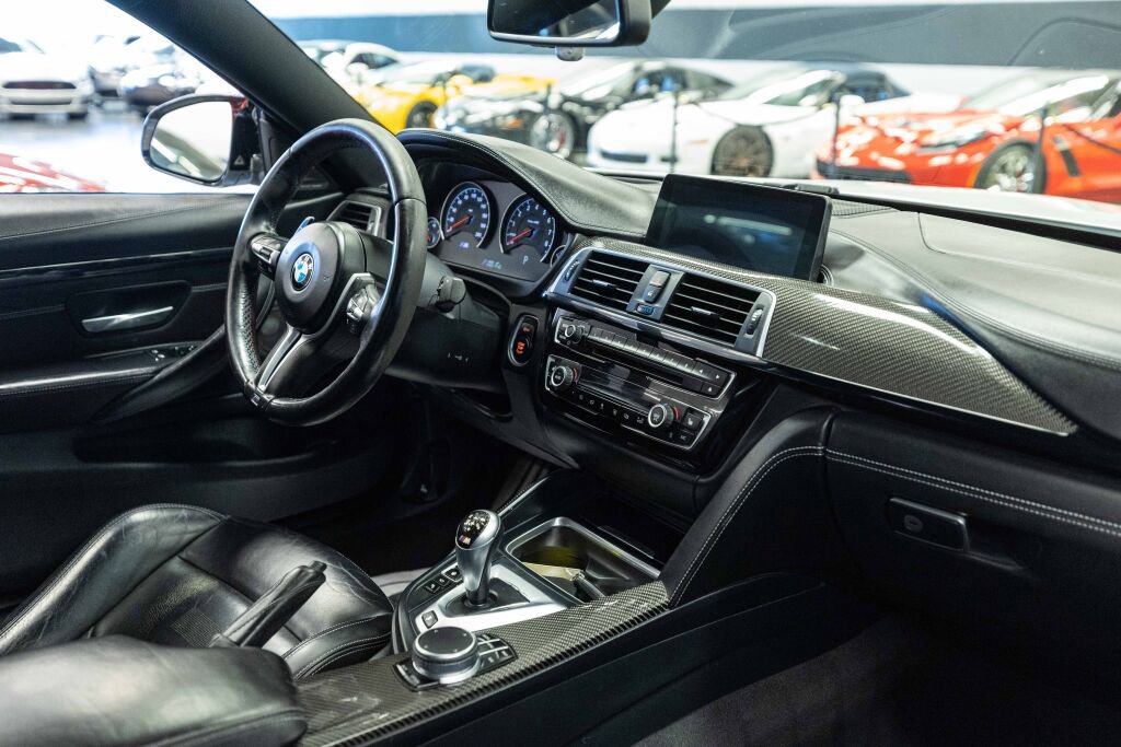 Used 2018 BMW M4 Coupe RWD image 13