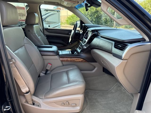 Used 2016 Chevrolet Suburban LTZ AWD/4WD image 30