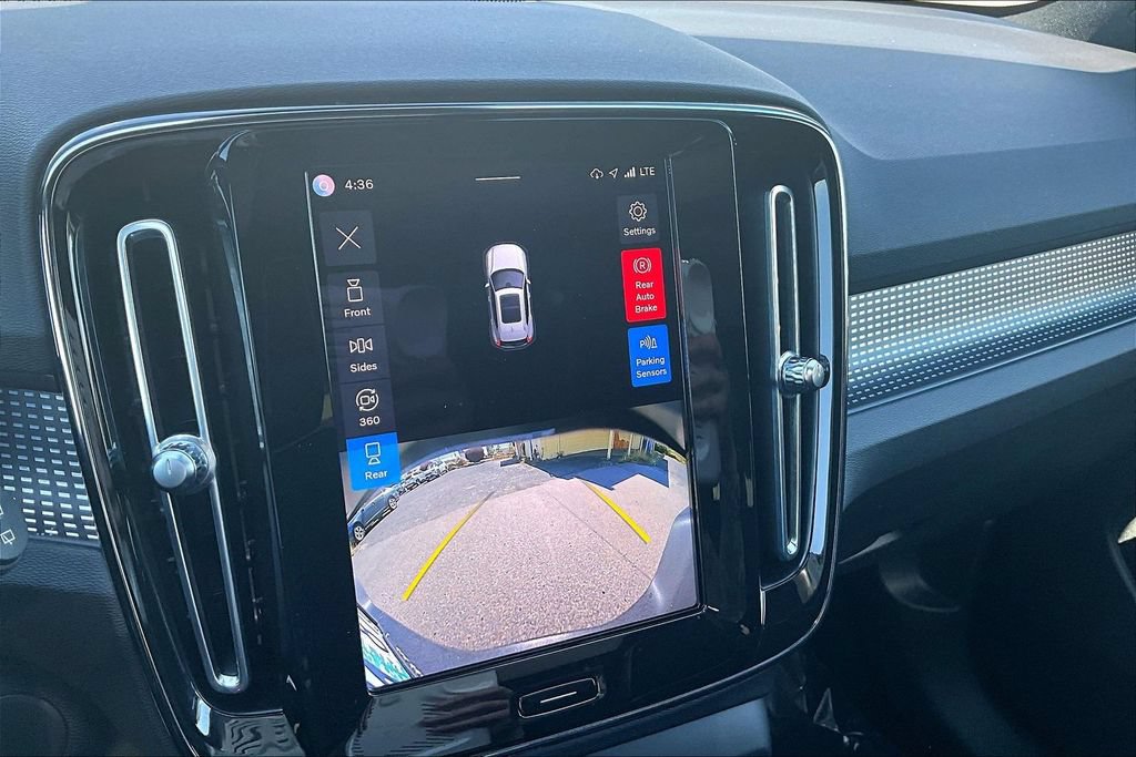 Used 2021 Volvo XC40 P8 Recharge w/ Advanced Package AWD/4WD image 29