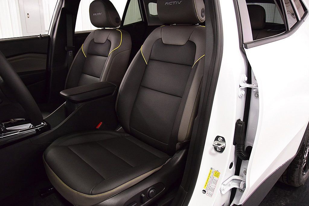 New 2025 Chevrolet Trax ACTIV image 26