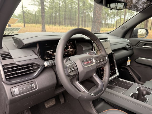 New 2026 GMC Acadia AT4 w/ Luxury Package image 16