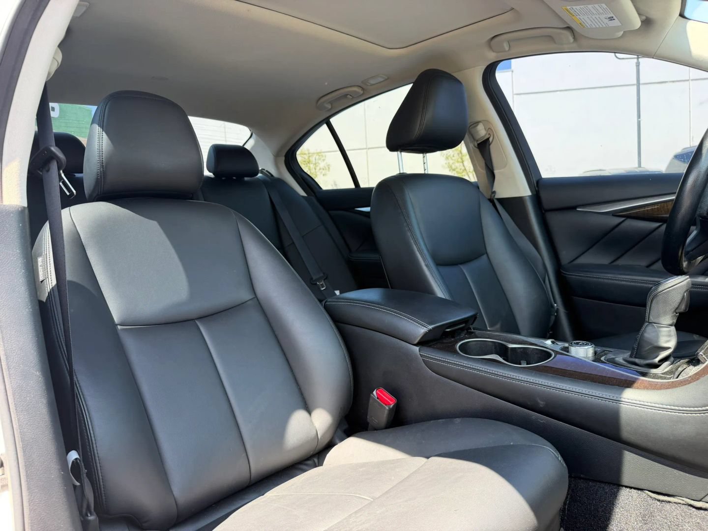 Used 2019 INFINITI Q50 Luxe w/ Essential Package (3.0T Luxe) RWD image 15