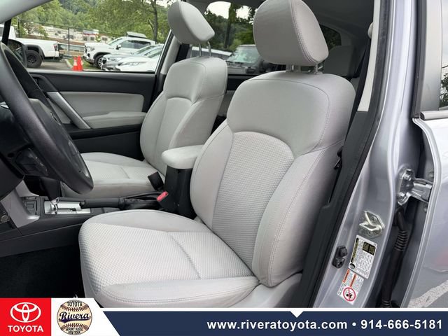 Used 2015 Subaru Forester 2.5i Premium w/ All-Weather Package AWD/4WD image 10