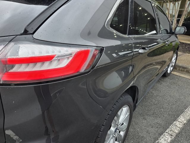 Used 2020 Ford Edge Titanium w/ Equipment Group 301A FWD image 10