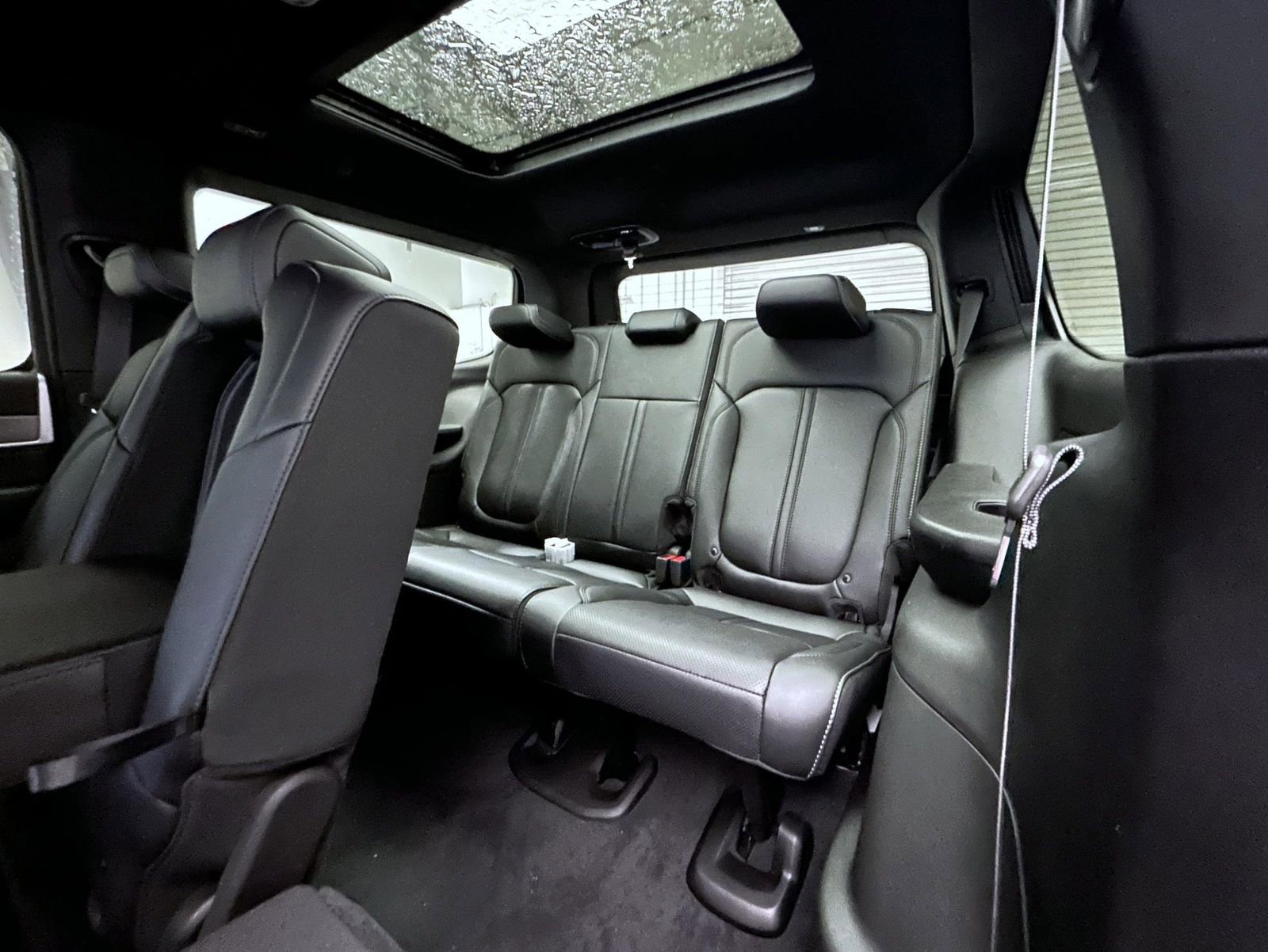 New 2026 Jeep Grand Wagoneer Limited AWD/4WD image 12