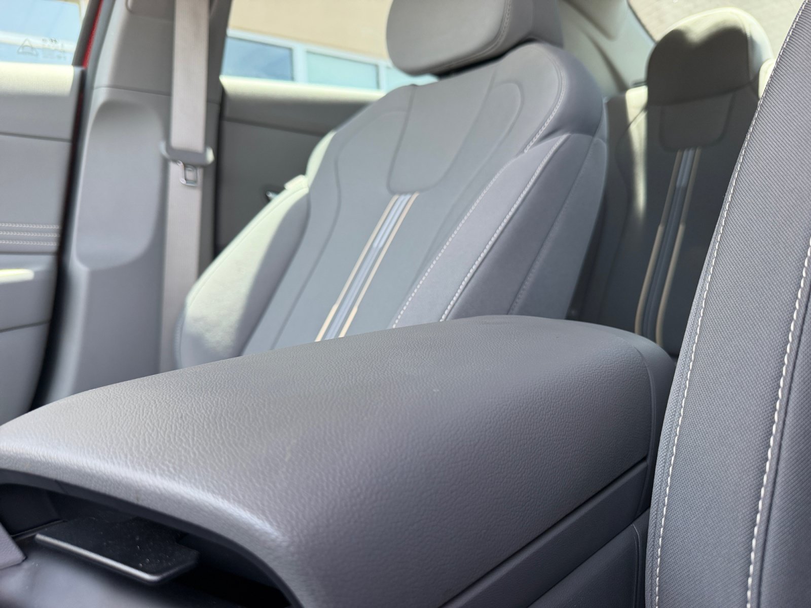 Certified 2025 Hyundai Elantra Sport FWD image 15