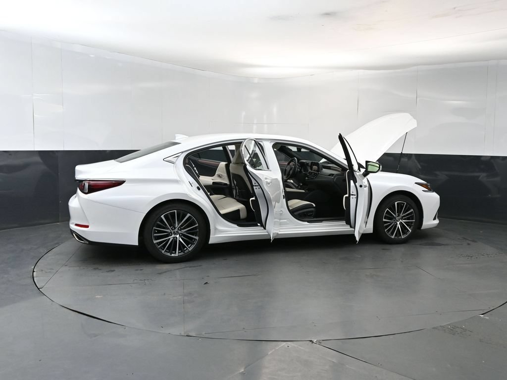 Used 2024 Lexus ES 350 w/ Premium Package FWD image 26