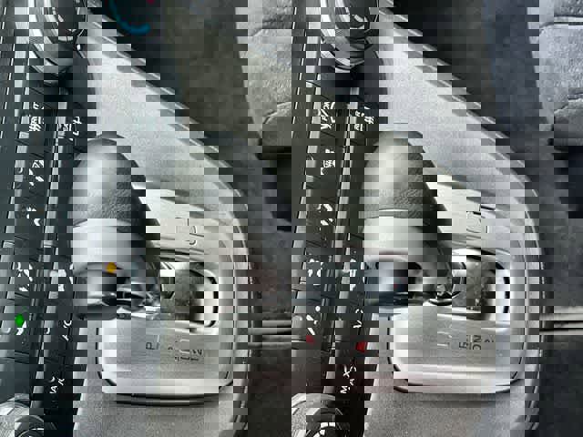 Used 2011 Honda CR-V SE image 16