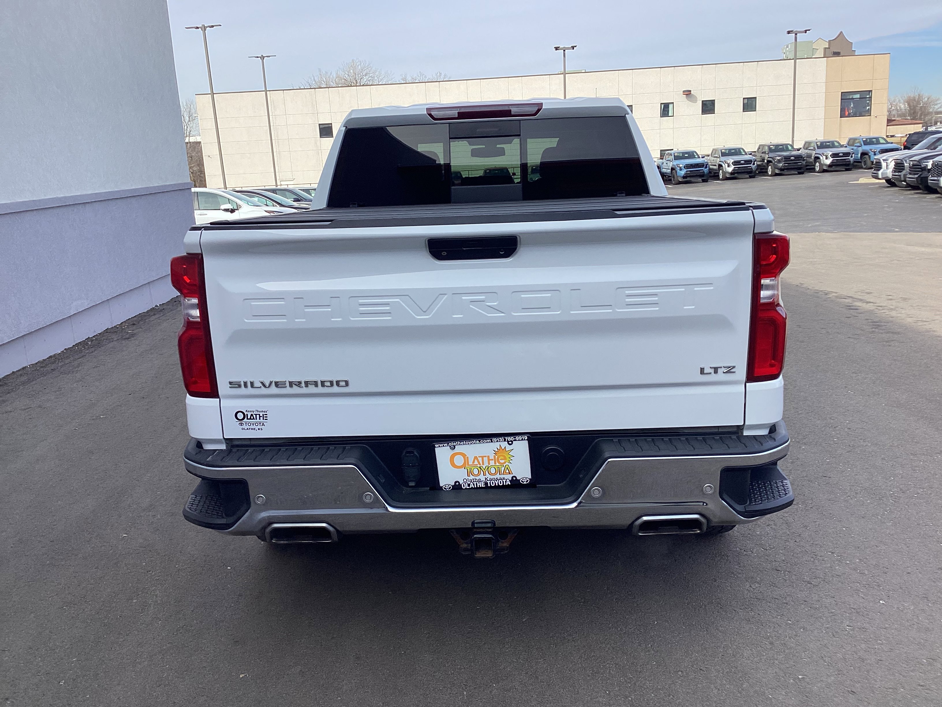 Used 2021 Chevrolet Silverado 1500 LTZ image 14