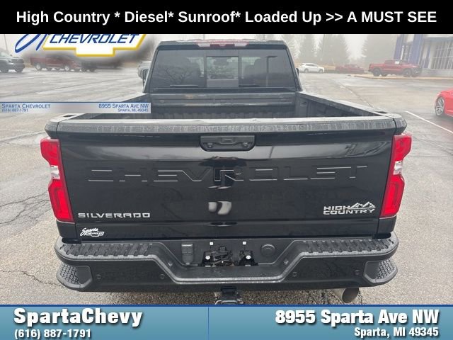 Used 2024 Chevrolet Silverado 2500 High Country AWD/4WD image 4