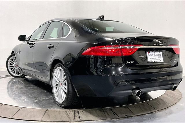Used 2016 Jaguar XF Prestige AWD/4WD image 9