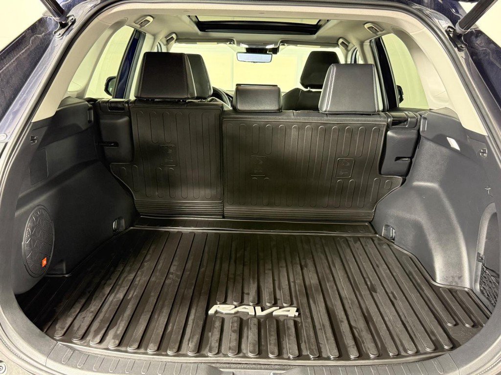 Used 2023 Toyota RAV4 Limited AWD/4WD image 9