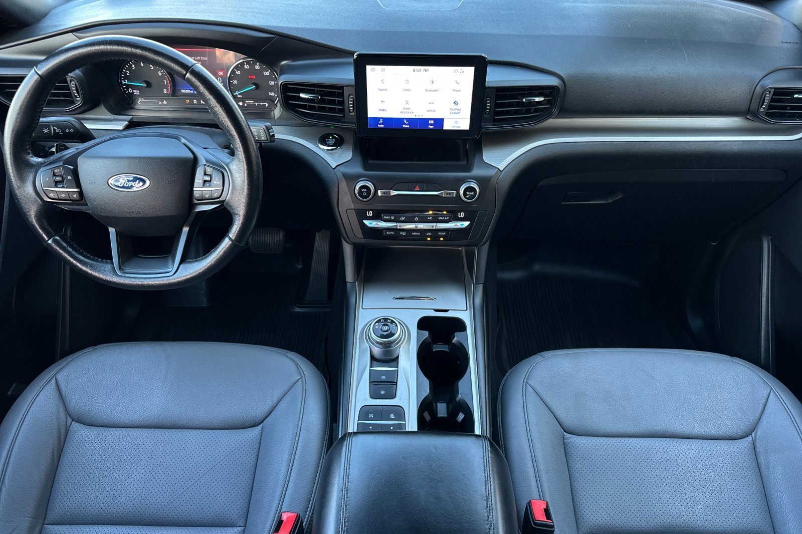 Used 2020 Ford Explorer XLT image 16