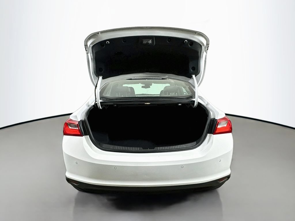 Used 2025 Chevrolet Malibu LT FWD image 35