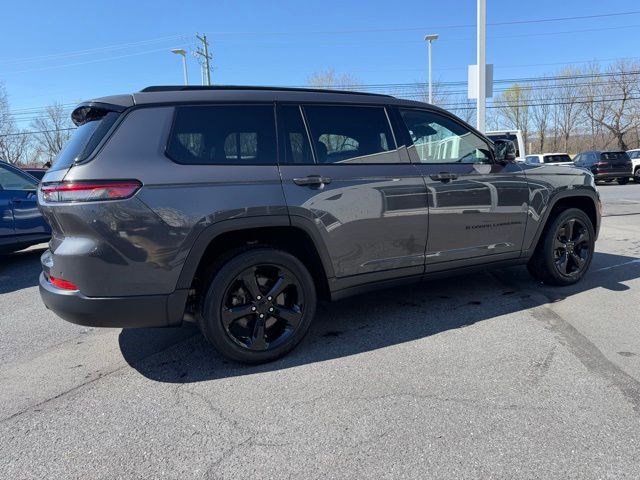 Used 2021 Jeep Grand Cherokee L Laredo image 16