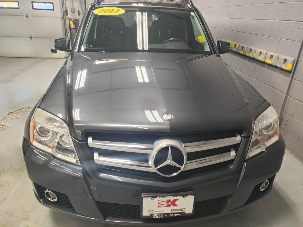 Used 2011 Mercedes-Benz GLK 350 4MATIC image 6
