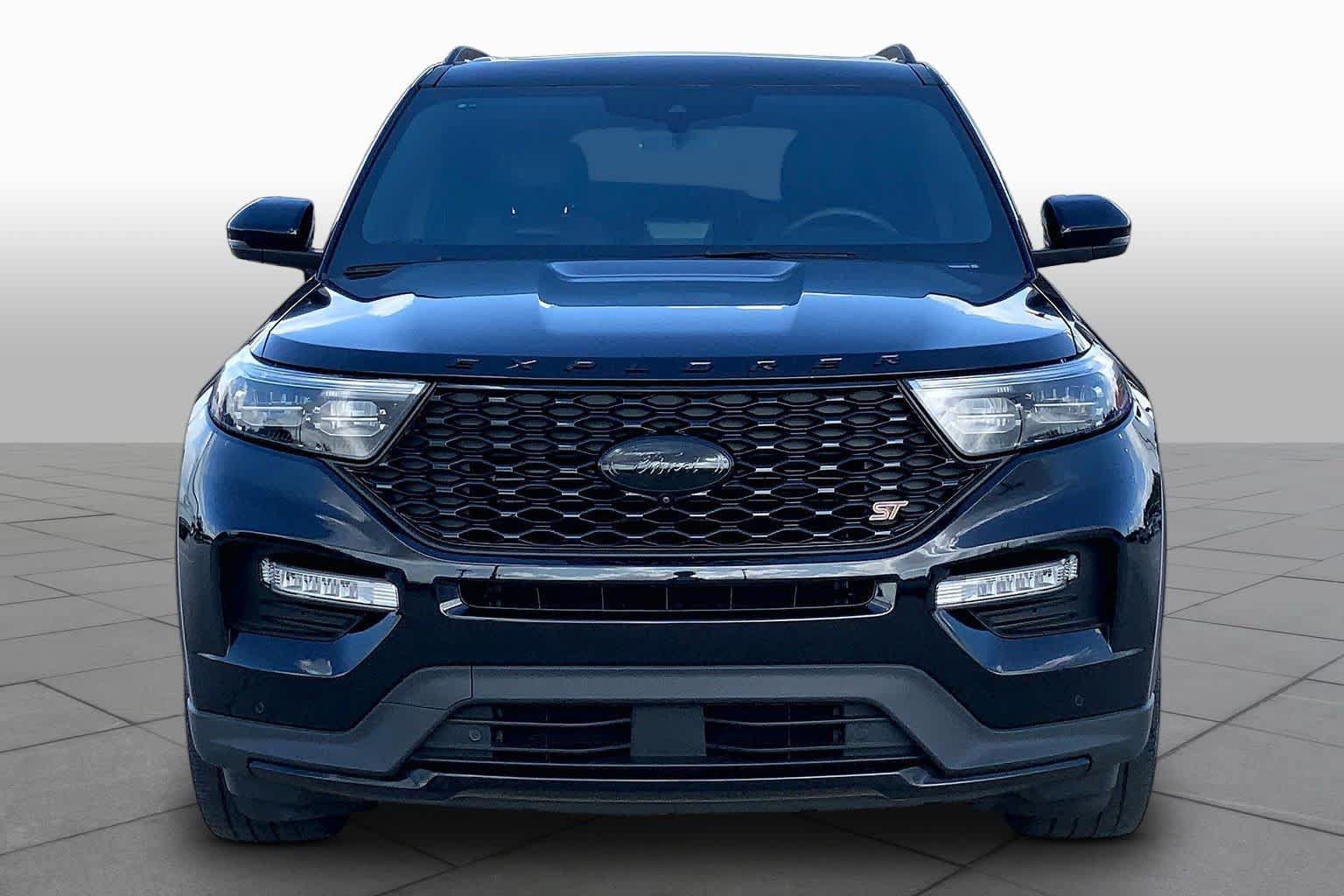 Used 2023 Ford Explorer ST w/ Equipment Group 401A AWD/4WD image 4