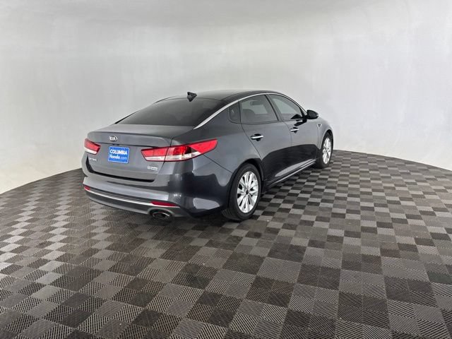 Used 2017 Kia Optima LX w/ Option Group 014 FWD image 7