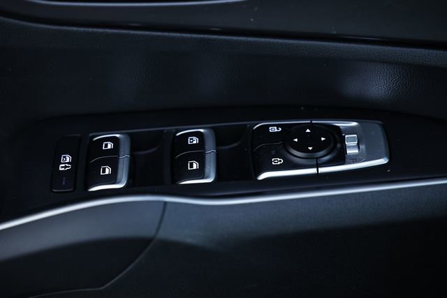 Used 2022 Kia Sorento S image 16