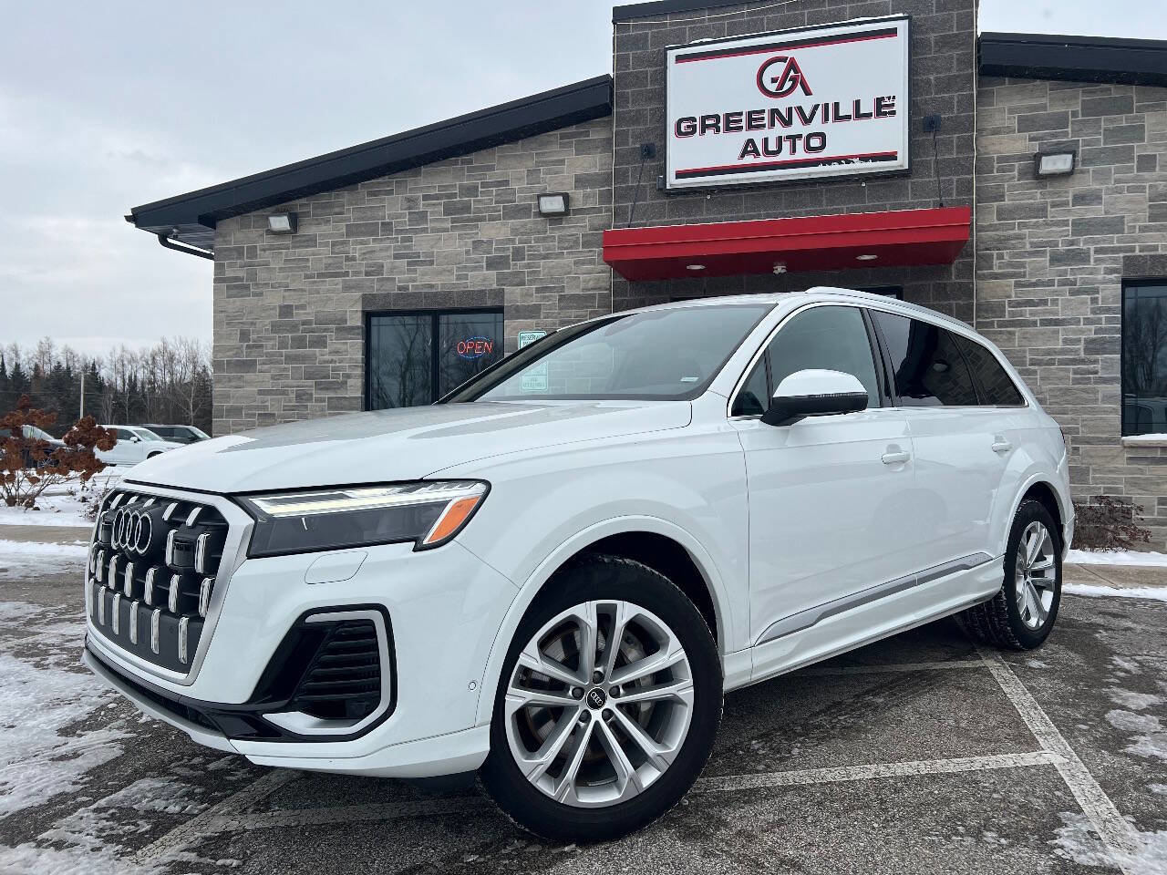 Used 2025 Audi Q7 3.0T Premium Plus