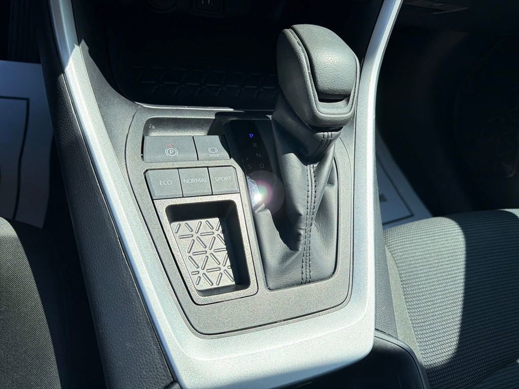 Used 2025 Toyota RAV4 LE FWD image 22