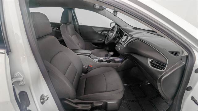 Used 2024 Chevrolet Malibu LT FWD image 23