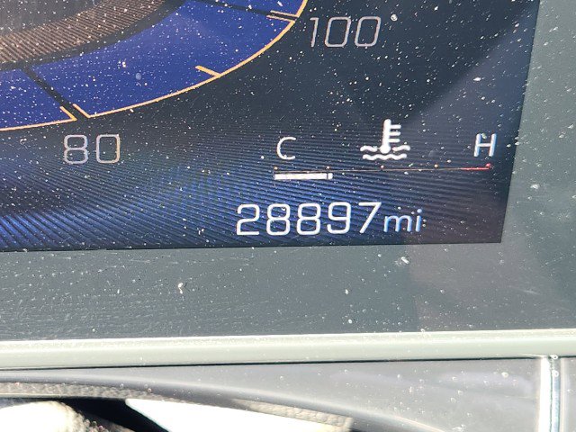 Used 2024 Chevrolet Trax RS w/ Sunroof Package image 35